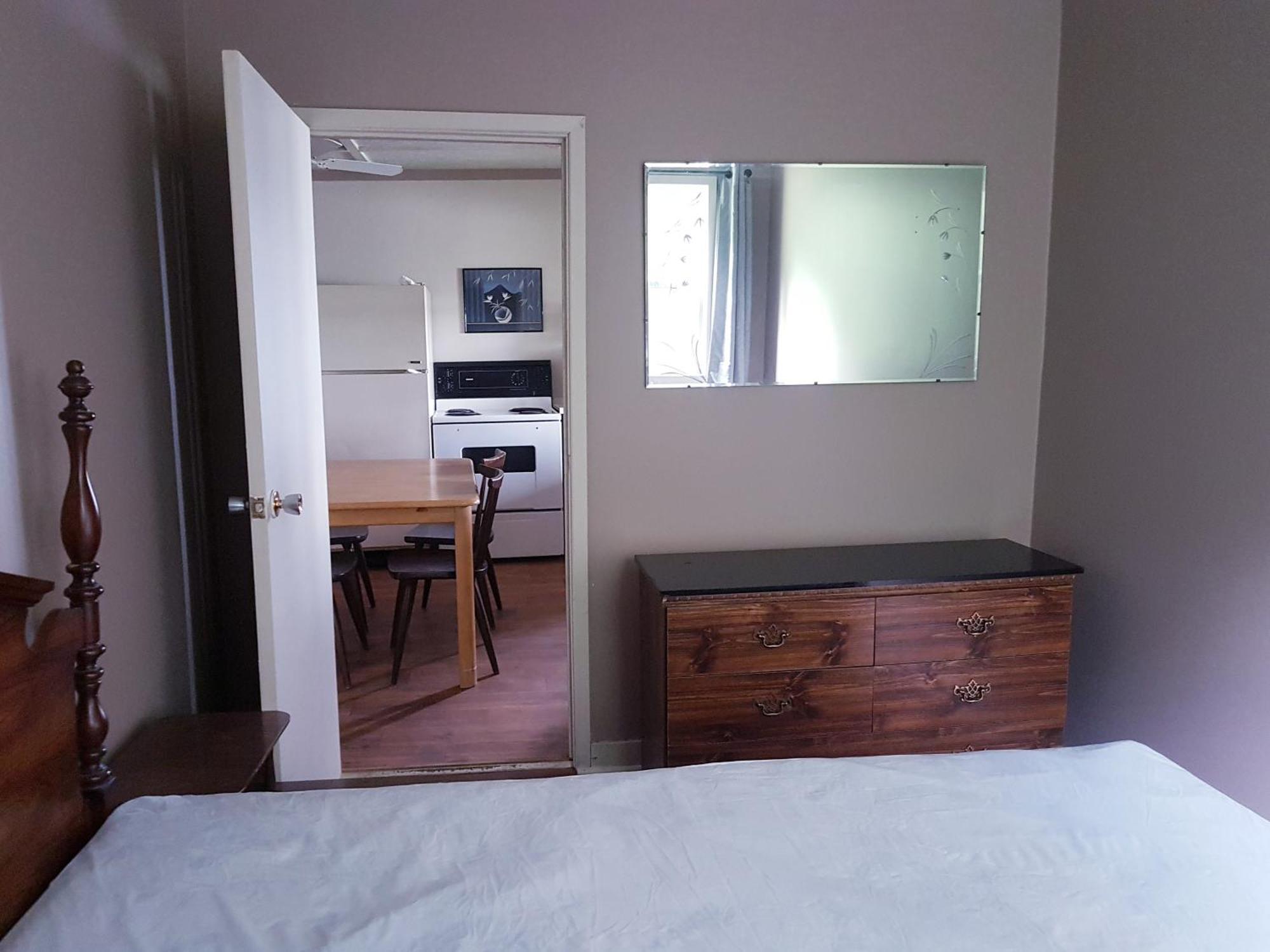Marble Lake Lodge Cloyne Zimmer foto